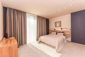 Фото номера Вилла с собственным бассейном Отель Highland Park г. Zalioji 40