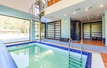 Фото номера Вилла с собственным бассейном Отель Highland Park г. Zalioji 10