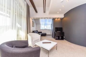Фото номера Вилла с собственным бассейном Отель Highland Park г. Zalioji 54